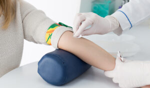 تشخیص بارداری با استفاده از آزمایش خون